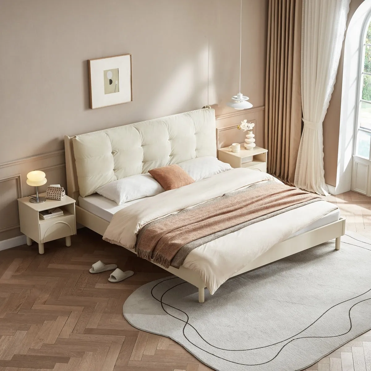 Comfy Master Bed with Mattress Set