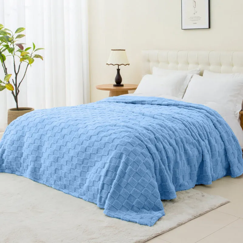 Linenova Coral Fleece Plaid Warm Blanket