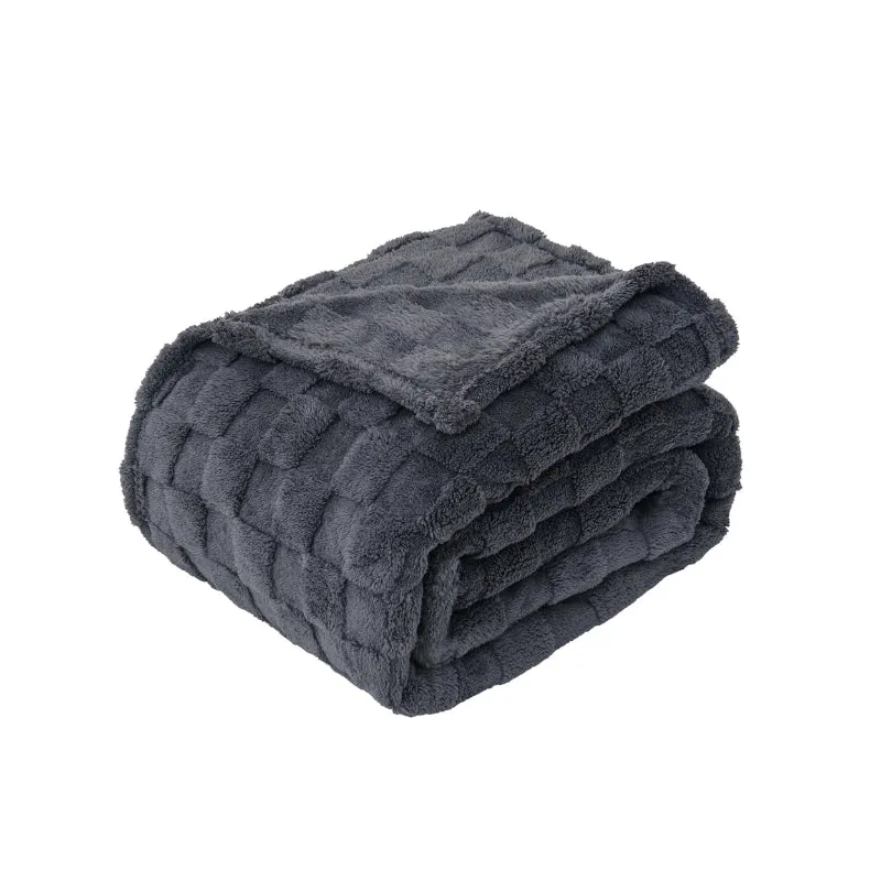 Linenova Coral Fleece Plaid Warm Blanket