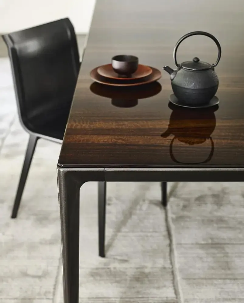 Mirto Indoor Table