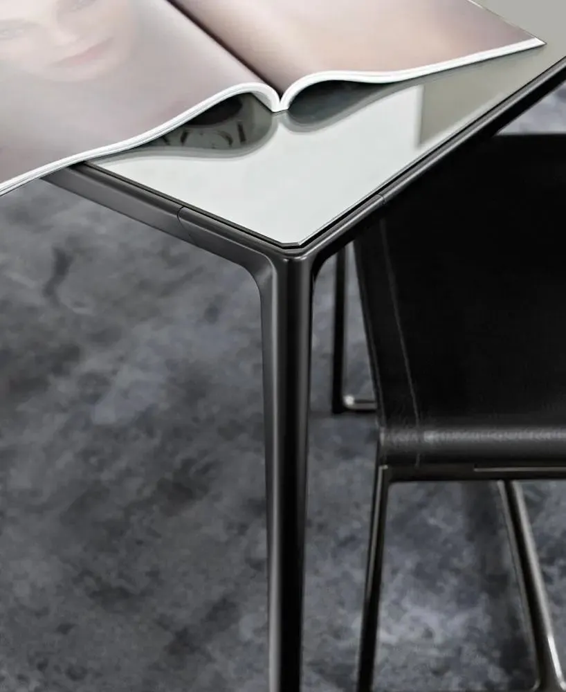 Mirto Indoor Table