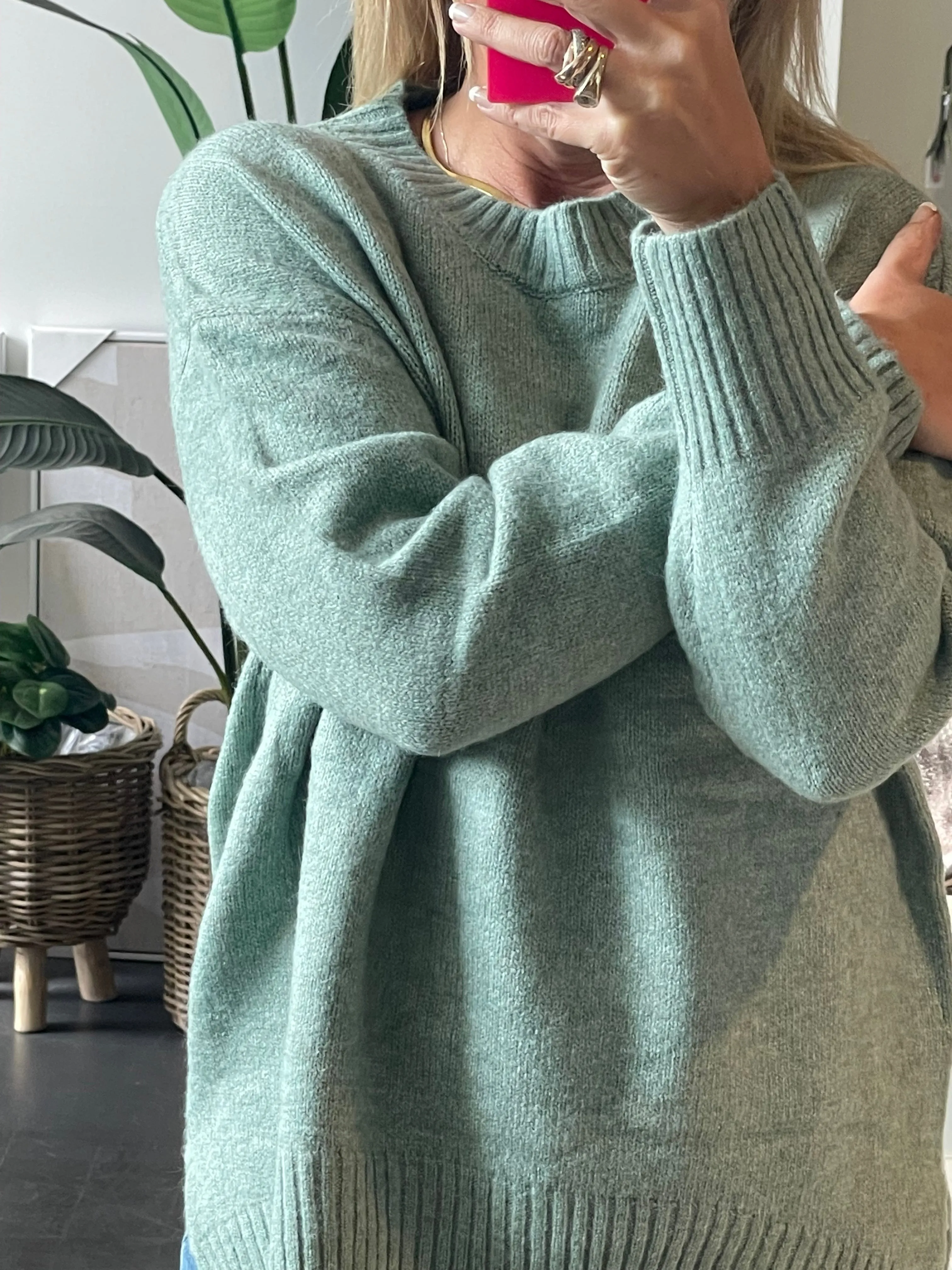 Round Neck Relaxed Knit- green