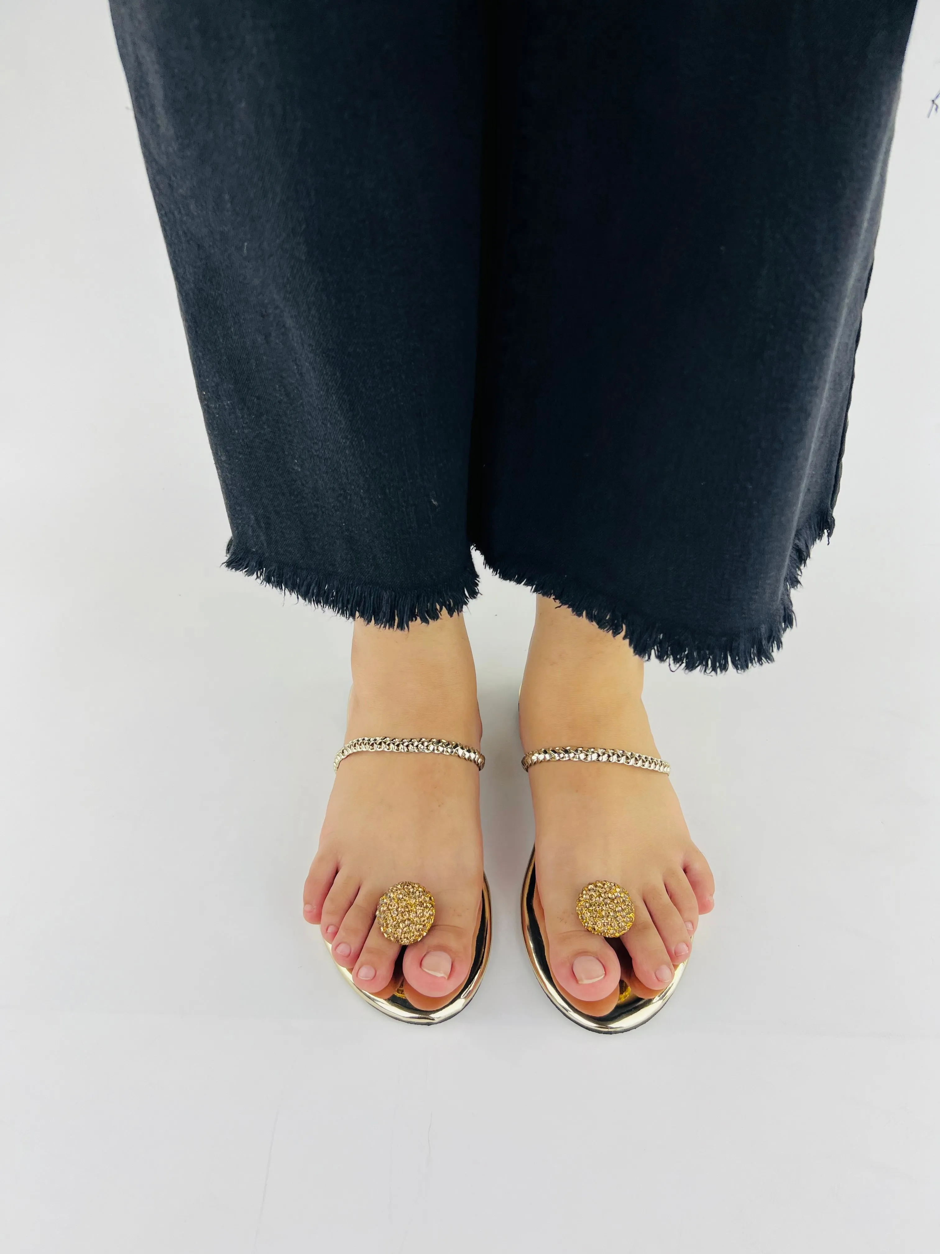 Spunkz Zinia Gold Rhinestone Ball Toe Ring Kolhapuri Flats Slides